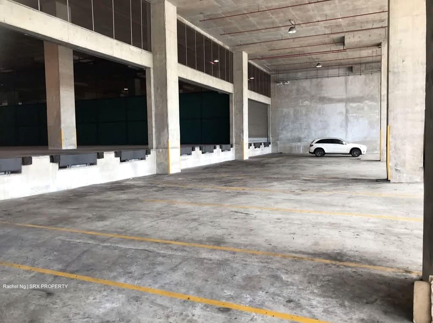 Joo Koon MRT (D22), Warehouse #565834571